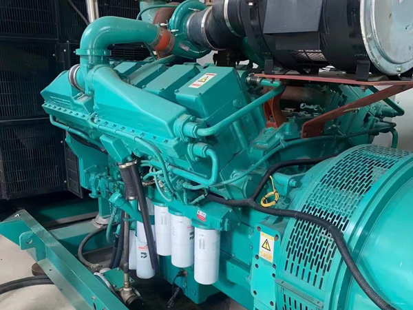 松阳更换100kW柴油发电机组机油时，需要注意哪些事项？